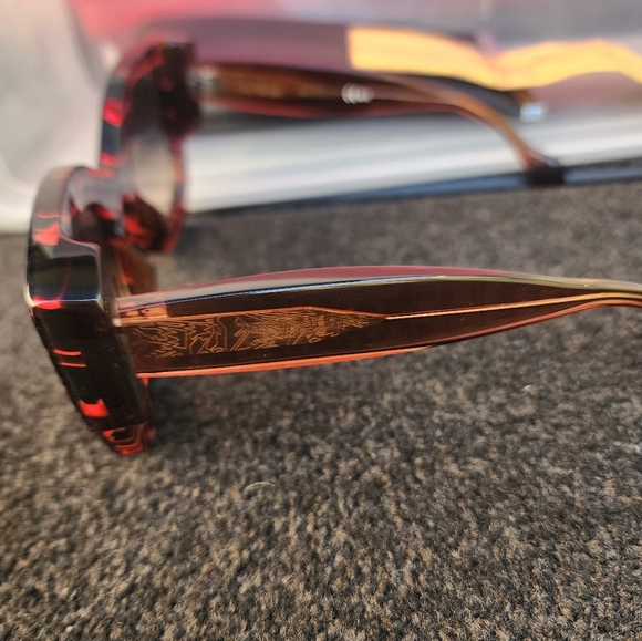 FENDI NEW Sunglasses beautiful red and black design - Picture 5 of 10